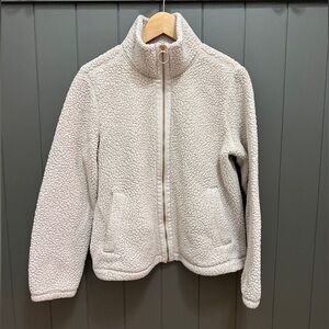 Women’s Cream Old Navy Sherpa jacket size Medium - like new